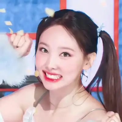 唐依童